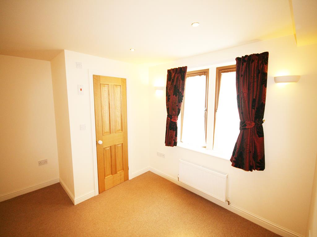 3 bedroom detached house To Let in Kelbrook - IMG_5513.jpg